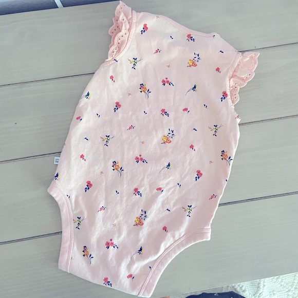 Gap Floral Onesie - Picture 2 of 2